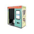 Face Place Deluxe Mall Photo Booth